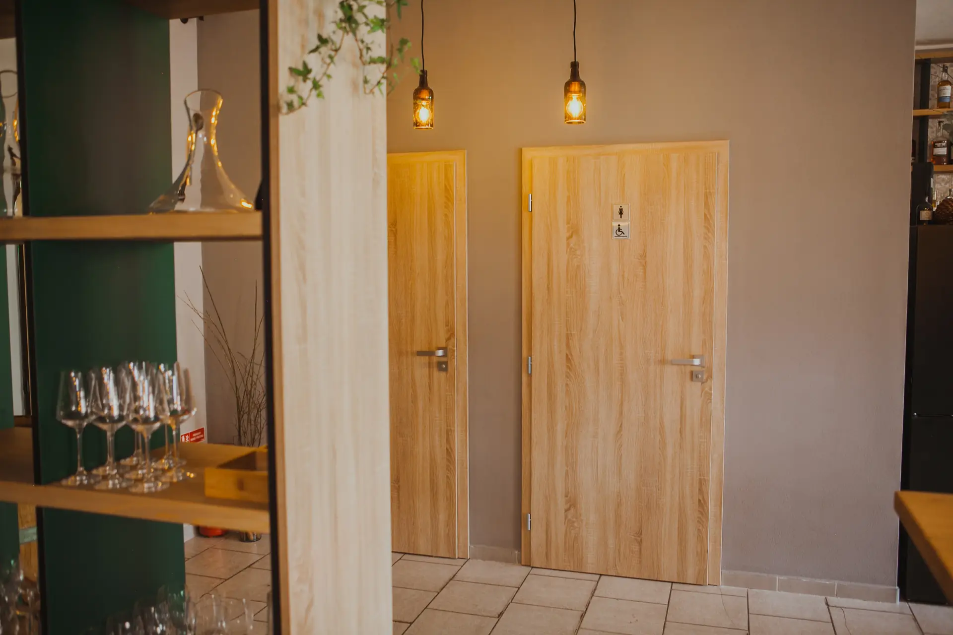 Timber door and crafted details